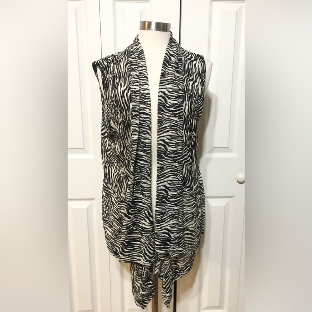 Additions By Chicos Zebra Cascade Thin Sleeveless Vest Cover Up Ladies Women’s